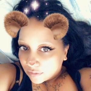 Meet your Posher, Jacqueline